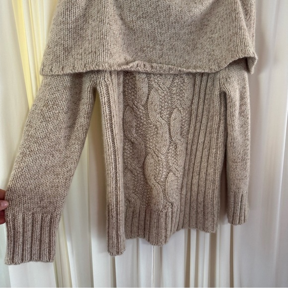 Express Off-Shoulder Sweater Oatmeal Cream Cable Knit Cashmere Vintage Y2K 2000s - Picture 2 of 6
